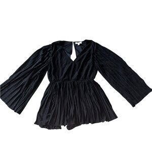 She + Sky Boho Feminine Romper Size L • Ruffle Sleeve V Neck Whimsigoth Witchy